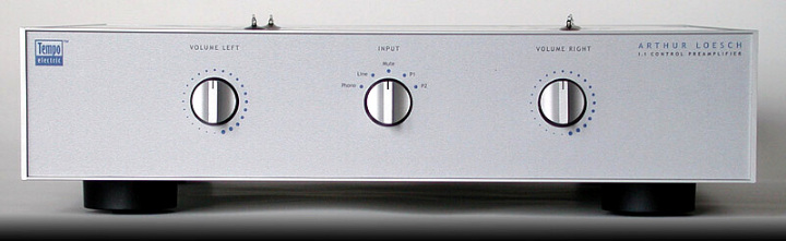1.1 Control Preamplifier Front